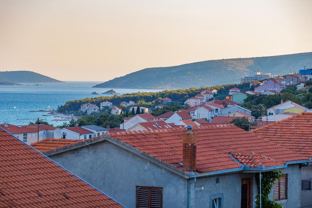 Apartment Drazena Трогир Экстерьер фото