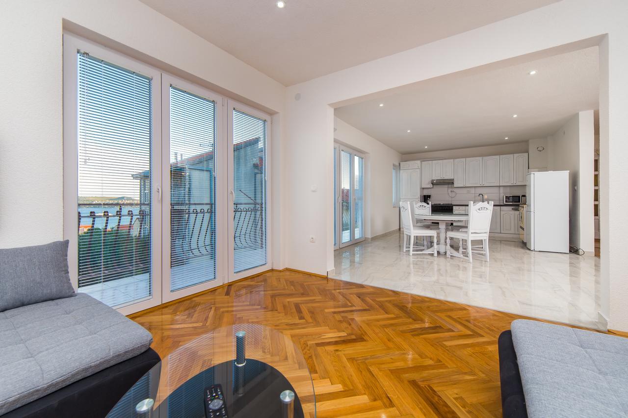 Apartment Drazena Трогир Экстерьер фото