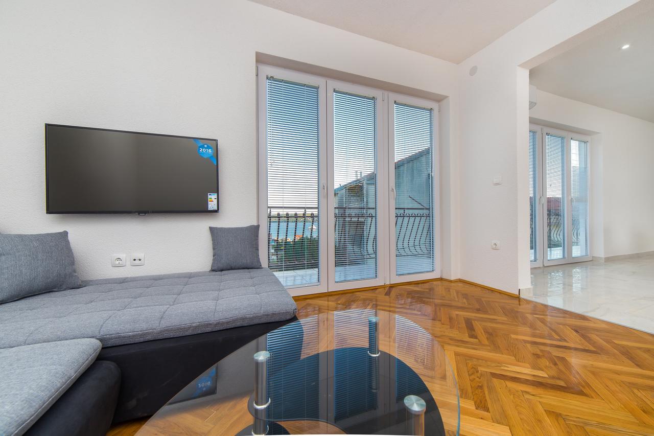 Apartment Drazena Трогир Экстерьер фото